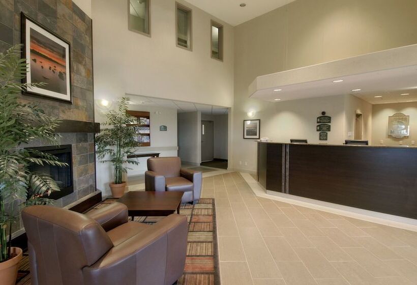 Hotel Super 8 By Wyndham Windsor Ns