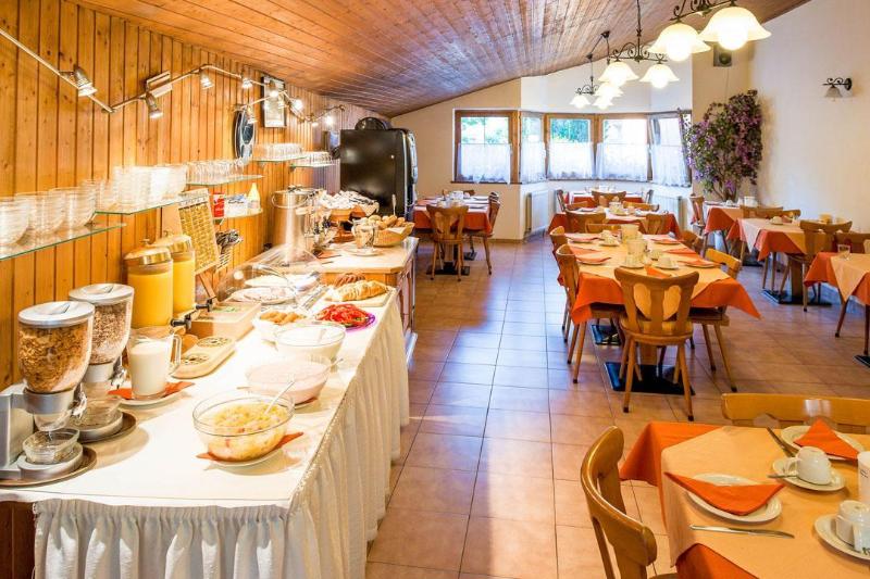 Отель Tautermann