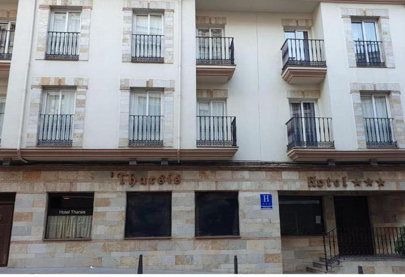 酒店 Tharsis