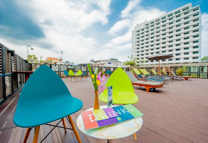 ホテル The Seasons Pattaya   Sha Plus Certified