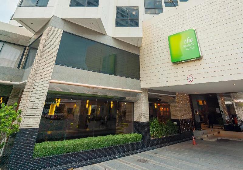 ホテル The Seasons Pattaya   Sha Plus Certified