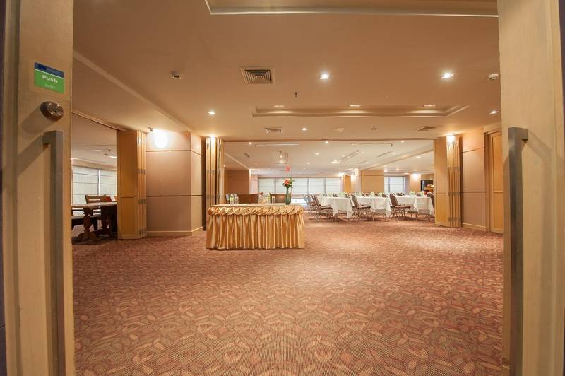 ホテル The Seasons Pattaya   Sha Plus Certified