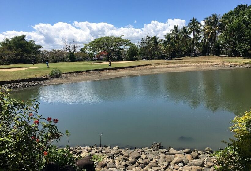 هتل The Terraces Apartments Denarau