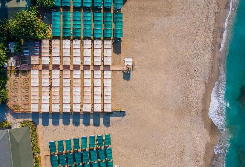 ホテル Kaia Coracesium