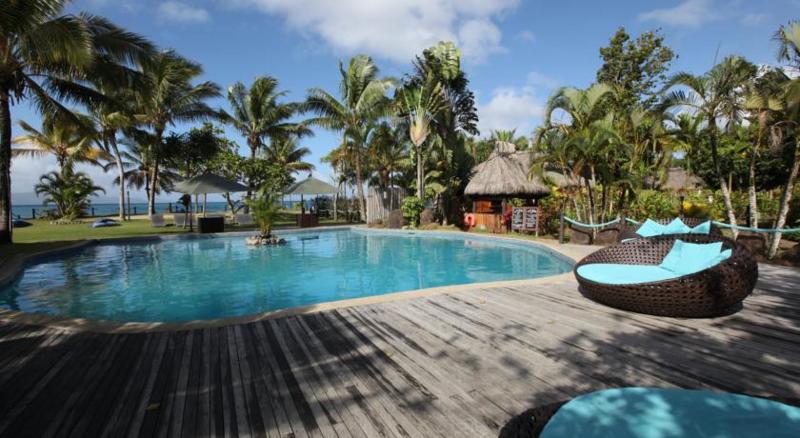 酒店 Uprising Beach Resort