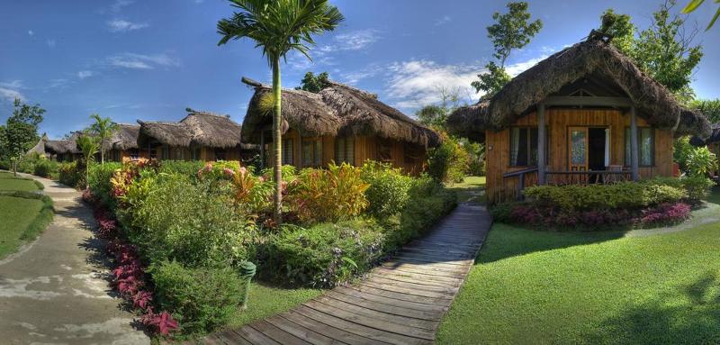 酒店 Uprising Beach Resort