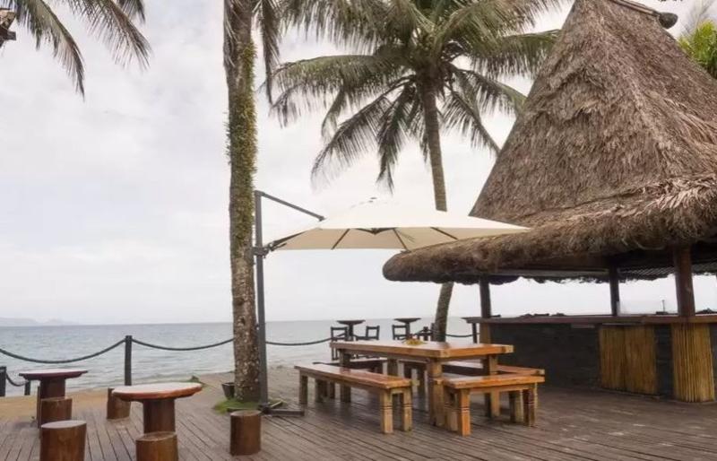 호텔 Uprising Beach Resort