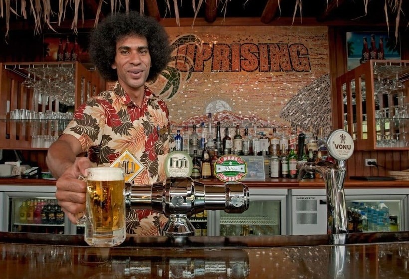 호텔 Uprising Beach Resort