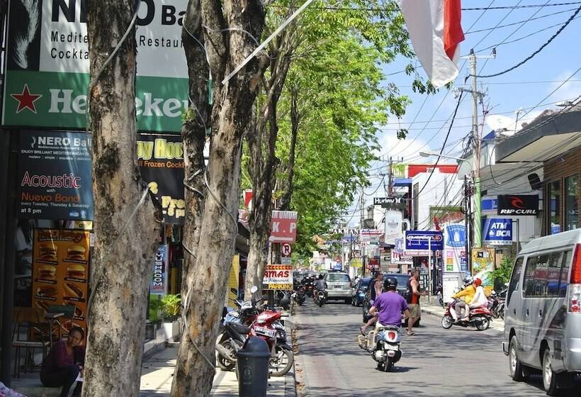 בית מלון כפרי Ammara Legian By Vilarisi