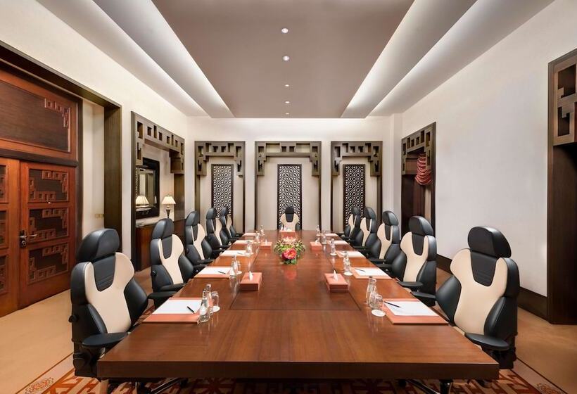 هتل Waldorf Astoria Jeddah  Qasr Al Sharq