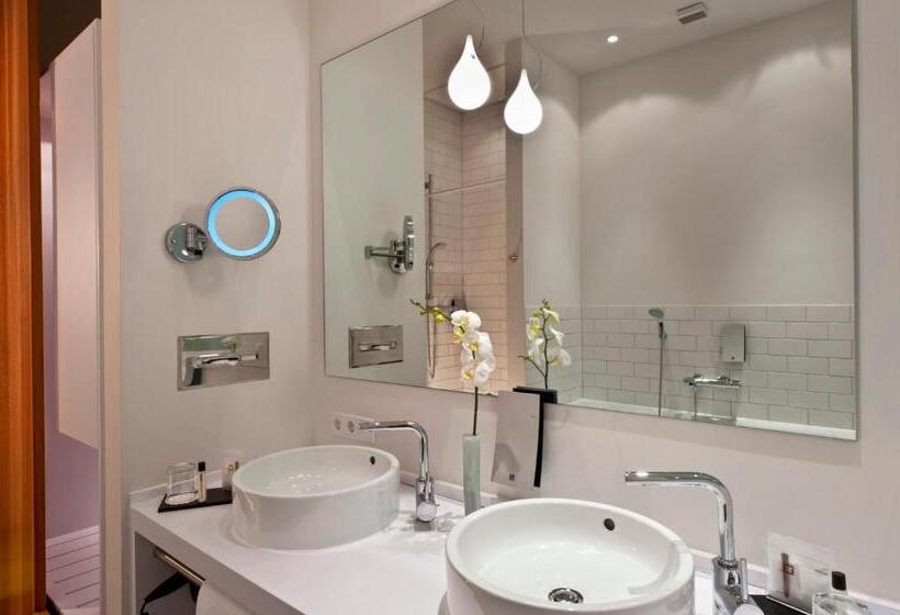 Hotel Wyndham Garden Berlin Mitte