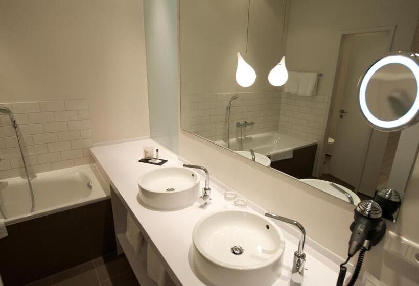 Hotel Wyndham Garden Berlin Mitte