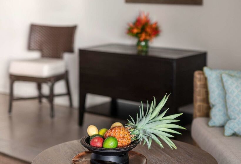 리조트 Shangri La Yanuca Island, Fiji