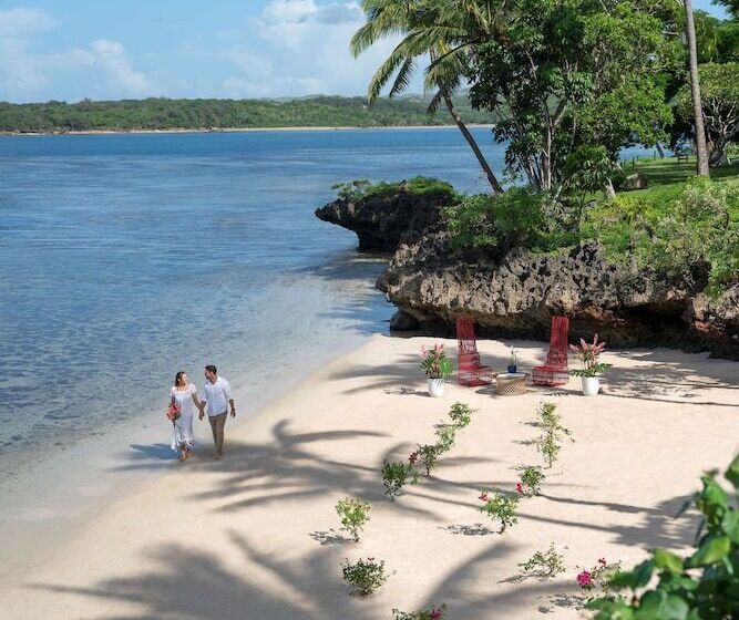 리조트 Shangri La Yanuca Island, Fiji