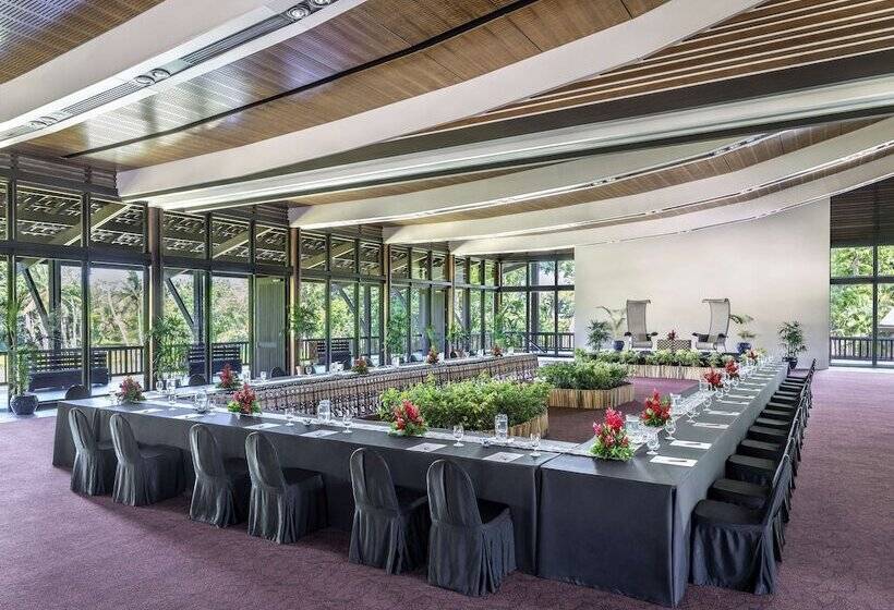 Курорт Shangri La Yanuca Island, Fiji