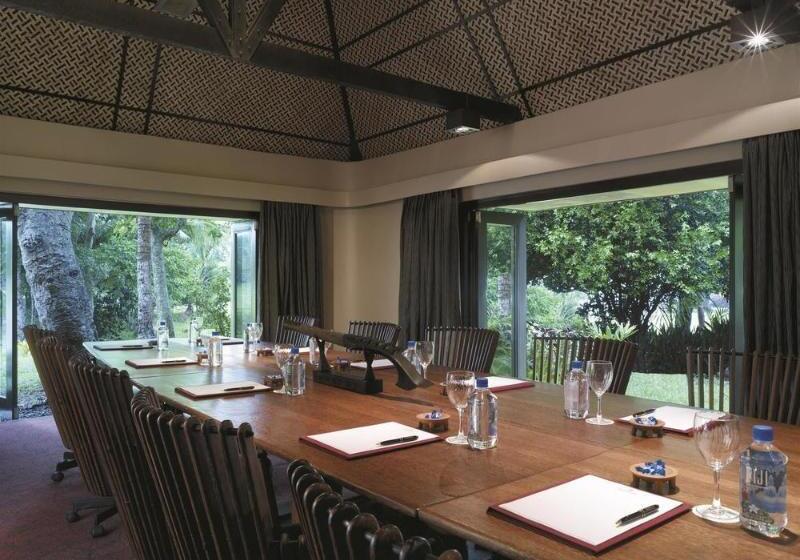 리조트 Shangri La Yanuca Island, Fiji