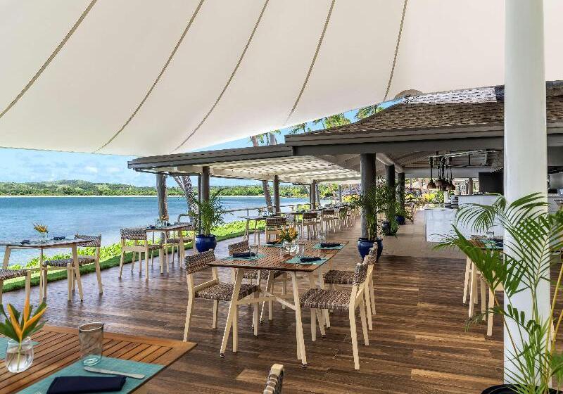 리조트 Shangri La Yanuca Island, Fiji