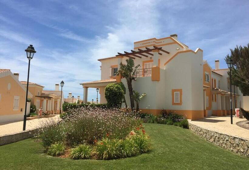 منتجع The View – Santo António Villas, Golf & Spa