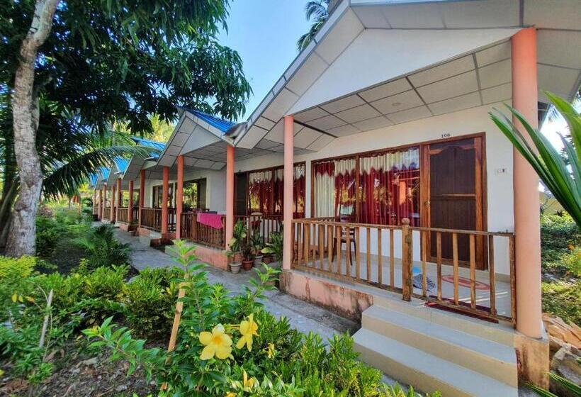 Blue Lagoon Resort, Neil Island