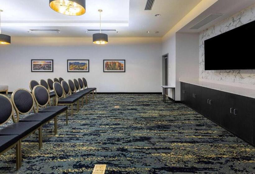 ホテル La Quinta Inn & Suites By Wyndham Maricopa  Copper Sky