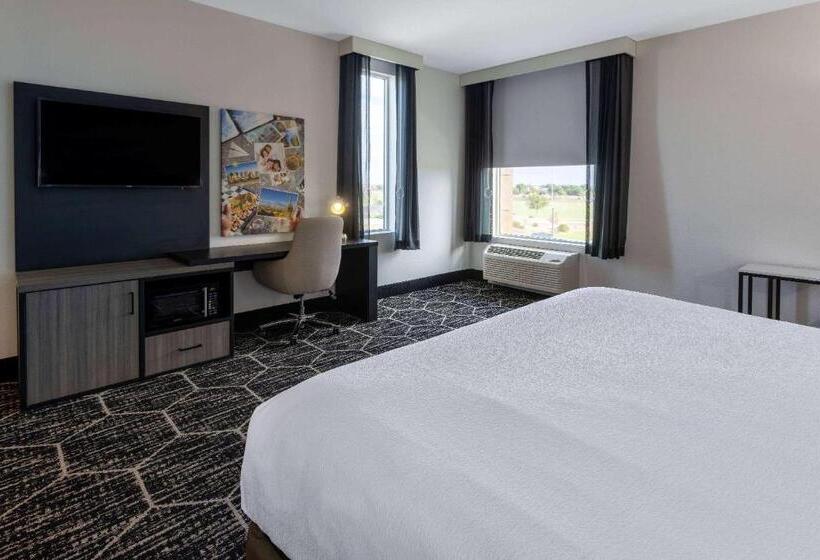 Отель La Quinta Inn & Suites By Wyndham Maricopa  Copper Sky