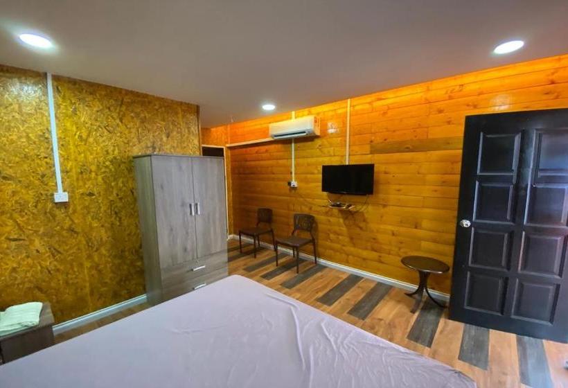 酒店 Oyo 90178 Classic Homestay