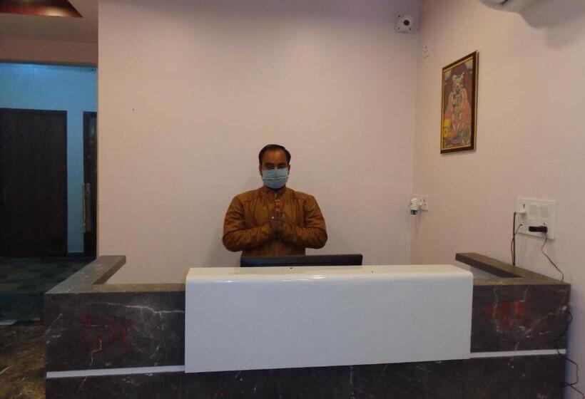 Отель Rukmani Inn