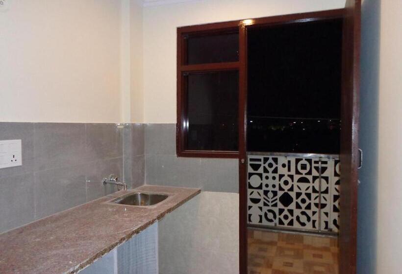 Отель Rukmani Inn