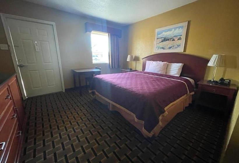 فندق على الطريق Budget Inn