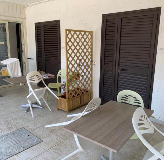 פנסיון B&b Petite Maison