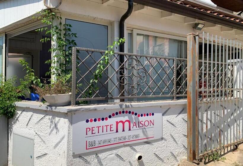 פנסיון B&b Petite Maison