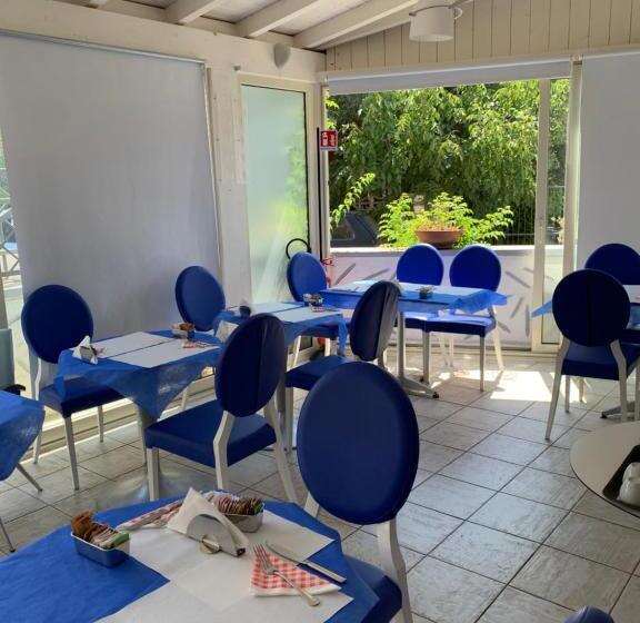 פנסיון B&b Petite Maison