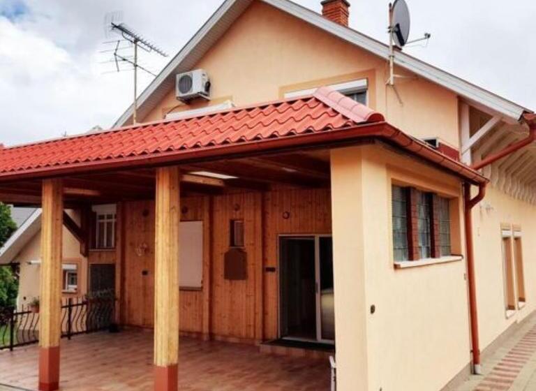 פנסיון Mátra Wellness Vendégház