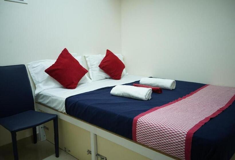 بنسيون Raje Sambhaji Guest House