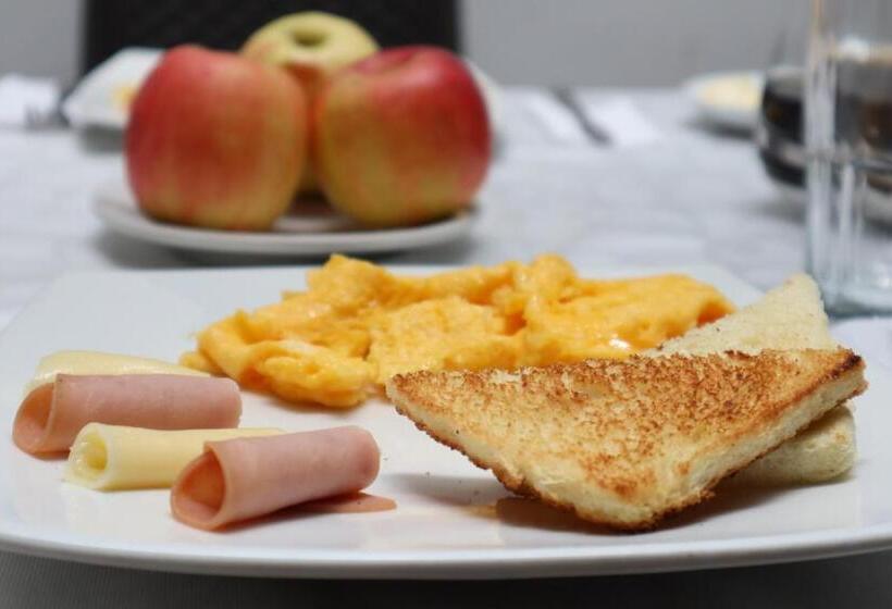 ペンション Tranvia