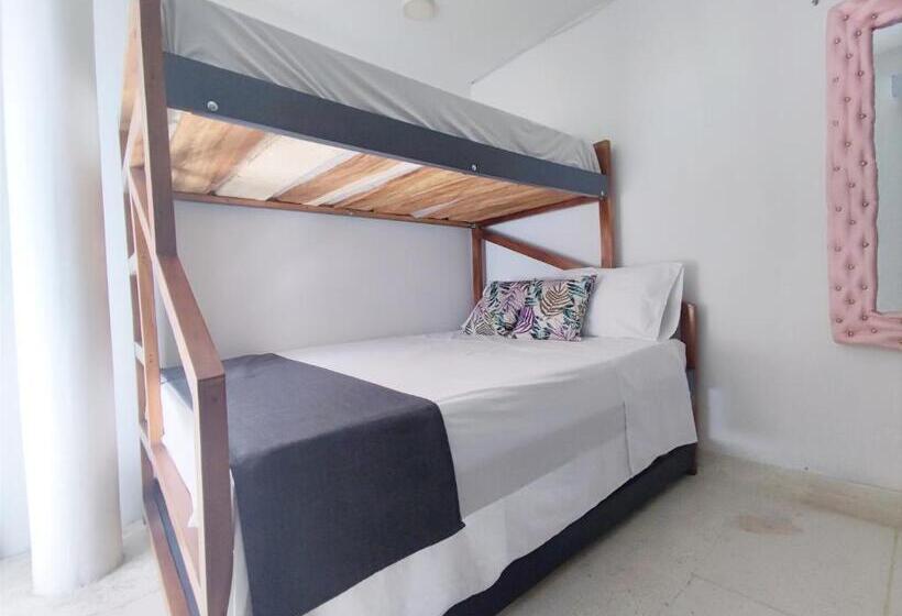 پانسیون Tranvia