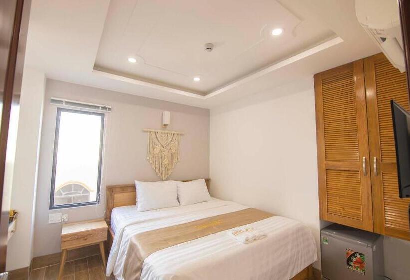 Sunset Hotel & Apartment