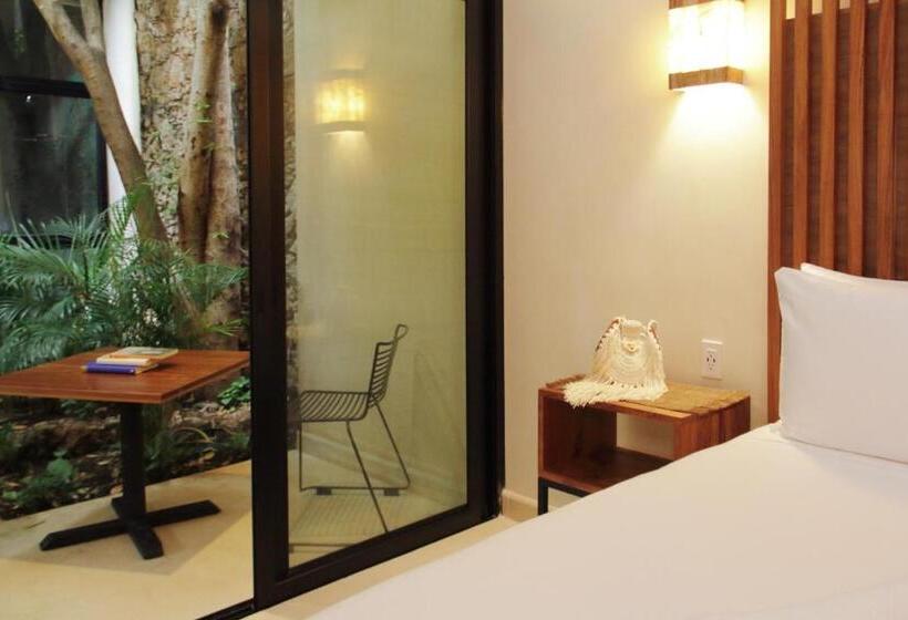 Treehouse Boutique Hotel, An Adults Only Boutique