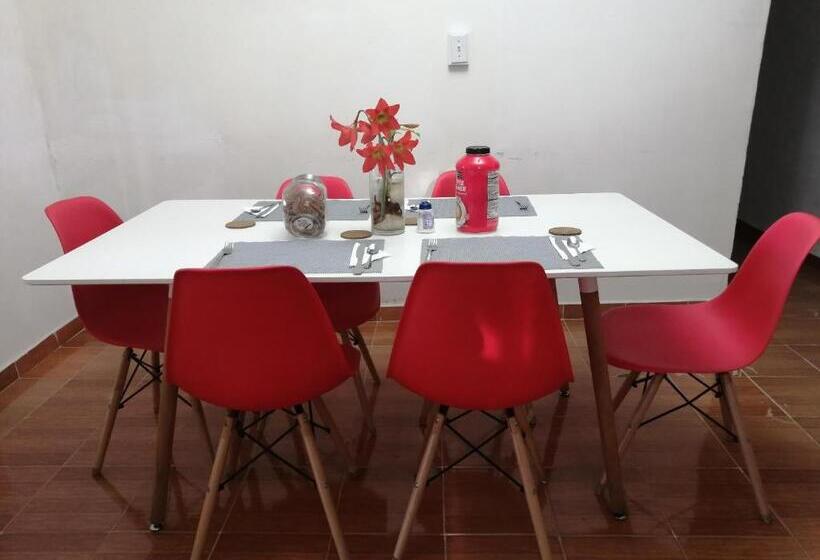 ユースホステル Casa Hostal Bouvá