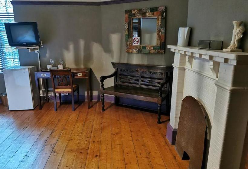 مبيت وإفطار La Rochelle Guesthouse