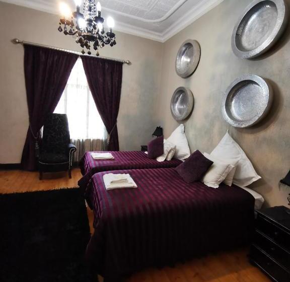 مبيت وإفطار La Rochelle Guesthouse