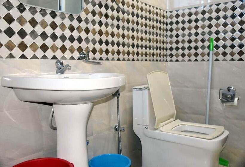 مبيت وإفطار Rashal Homes