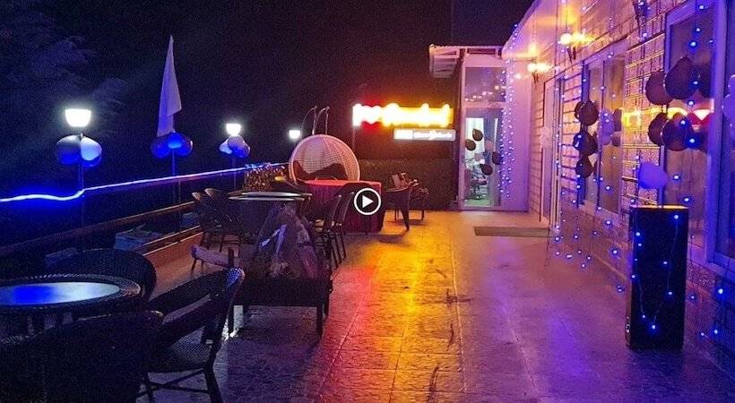 مبيت وإفطار Rashal Homes