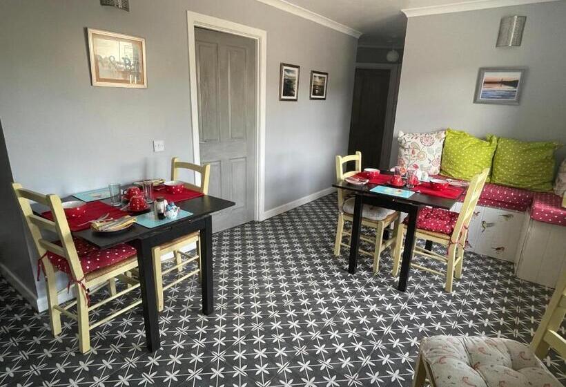 צימר Saorsa House Culross