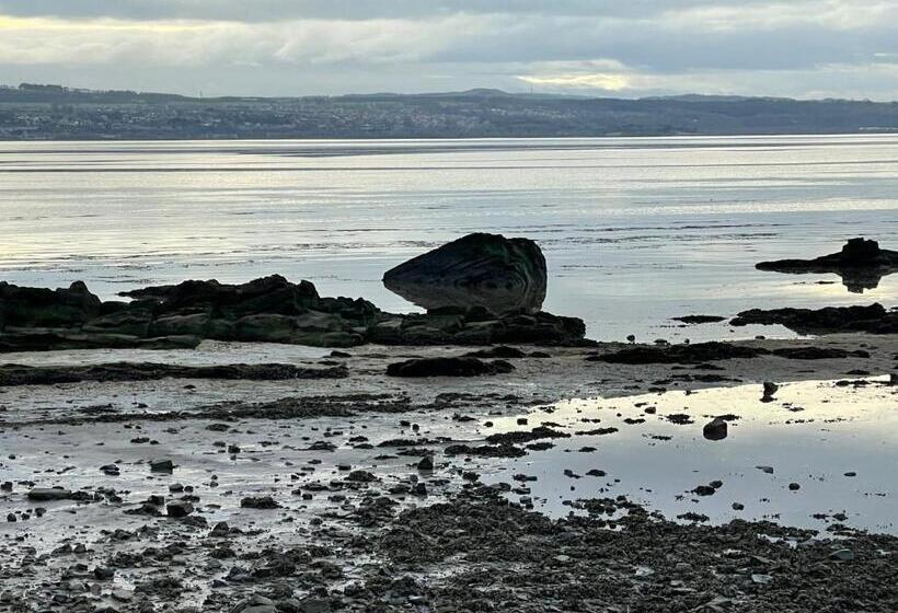 צימר Saorsa House Culross