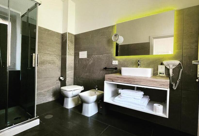 تختخواب و صبحانه Zeta Rooms