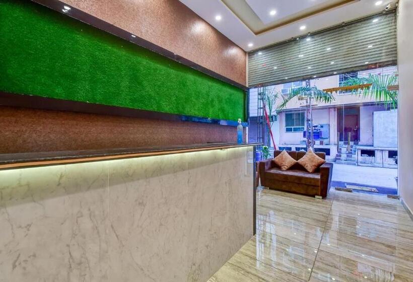 هتل O Kamla Udhyan Road Kota Formerly Radhika Royal