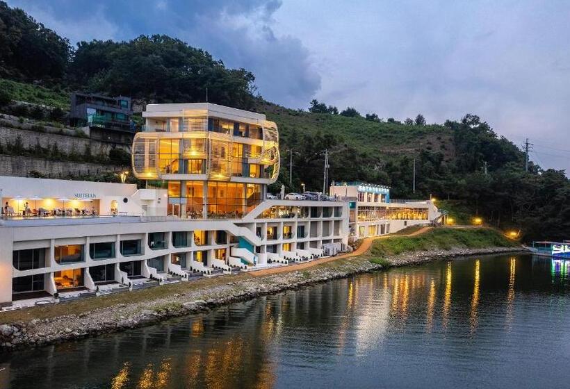 Gapyeong Hotel Suiteian