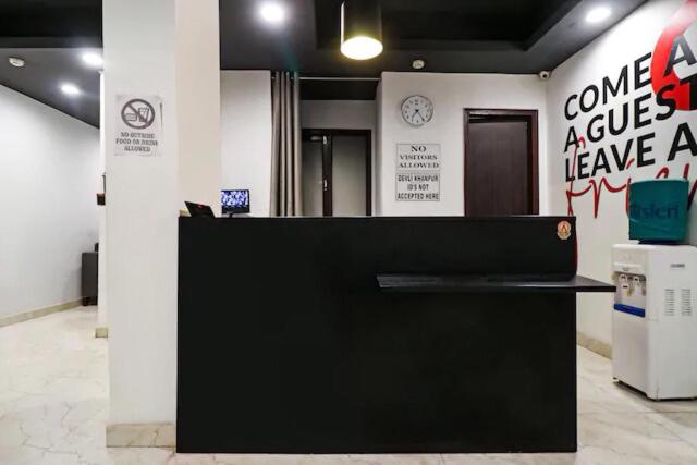 Hotel Capital O 76889 Alif Arcade