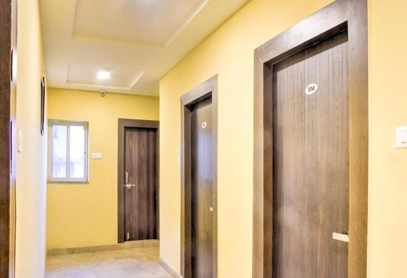 فندق Capital O 77924  Convivial Queen